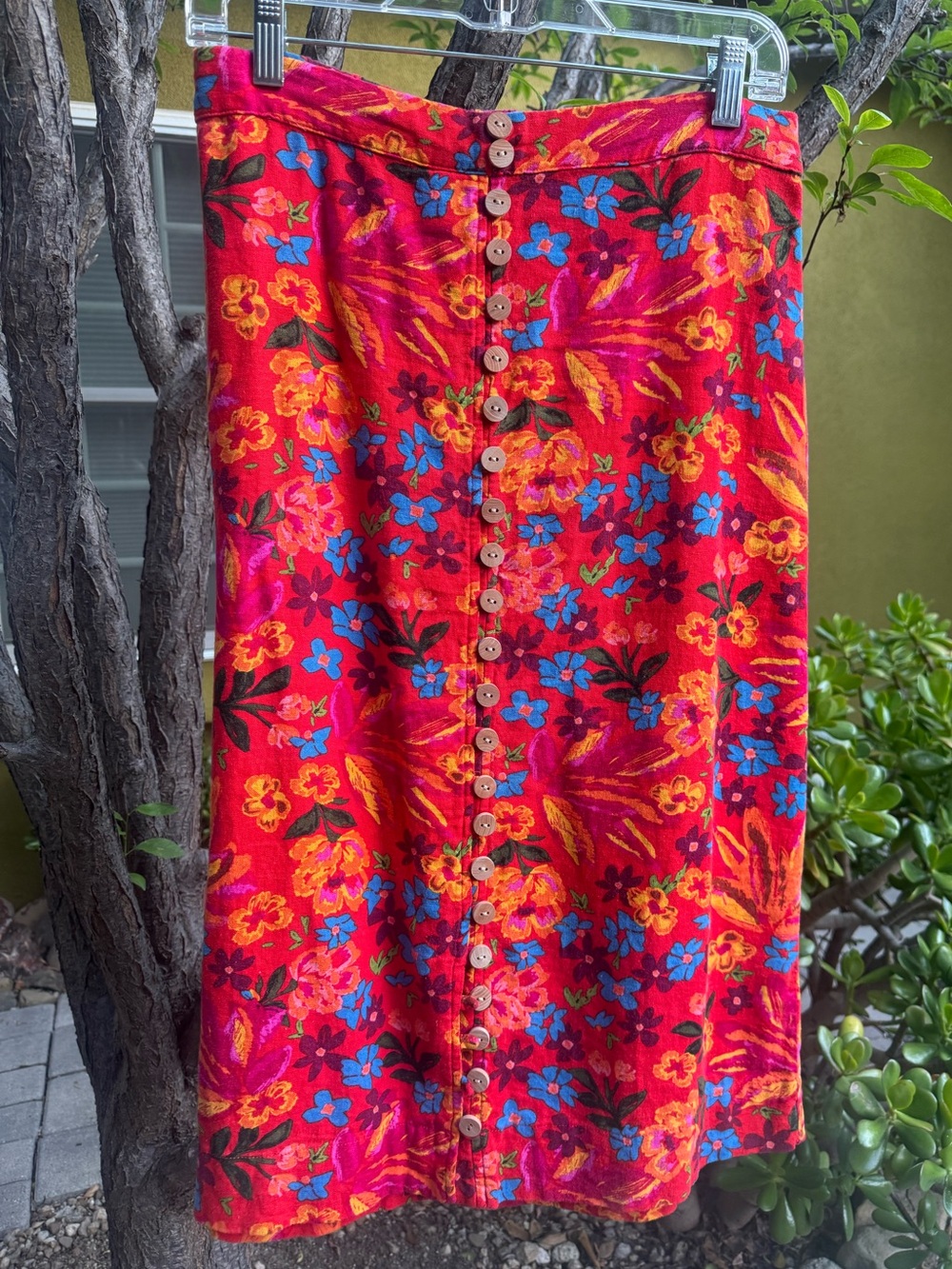 Maison d’Amelie Red Floral Button-Front Midi Skirt